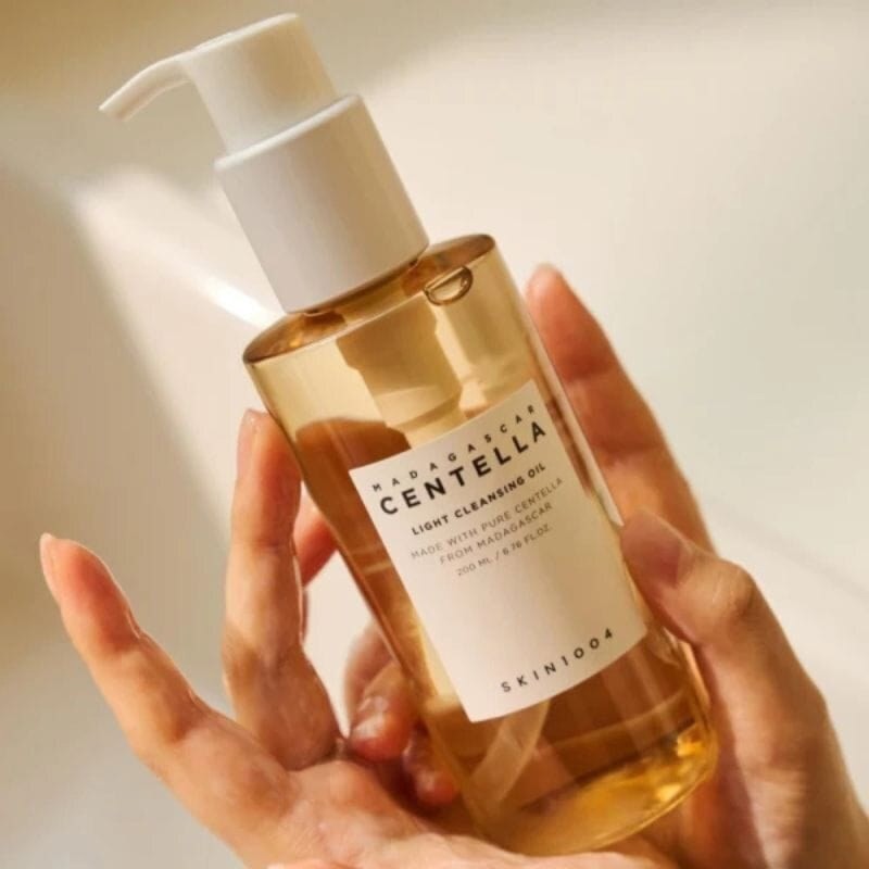 Skin1004 Madagascar Centella Light Cleansing Oil 200ml - Λάδι Ντεμακιγιάζ & Καθαρισμού